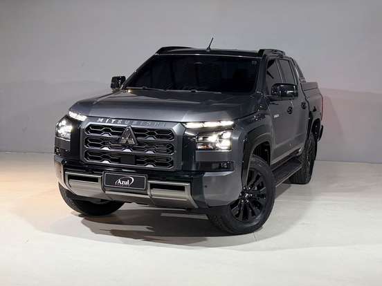 MITSUBISHI-TRITON-2025