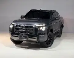 MITSUBISHI TRITON 2.4 BITURBO DIESEL CD KATANA 4X4 AUTOMÁTICO MITSUBISHI TRITON 2.4 BITURBO DIESEL CD KATANA 4X4 AUTOMÁTICO