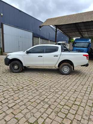 MITSUBISHI-L200 TRITON-2020
