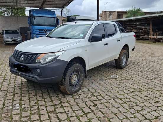 MITSUBISHI-L200 TRITON-2.4 16V TURBO DIESEL SPORT GL CD 4P 4X4 MANUAL MITSUBISHI-L200 TRITON-2020
