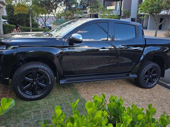 MITSUBISHI-L200 TRITON-2.4 16V TURBO DIESEL SPORT HPE CD 4P 4X4 AUTOMÁTICO MITSUBISHI-L200 TRITON-2021