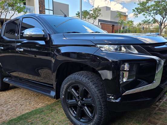 MITSUBISHI-L200 TRITON-2.4 16V TURBO DIESEL SPORT HPE CD 4P 4X4 AUTOMÁTICO MITSUBISHI-L200 TRITON-2021