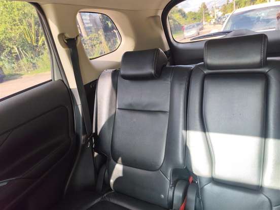 MITSUBISHI-OUTLANDER-2015