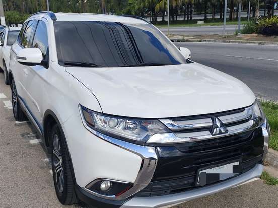 MITSUBISHI-OUTLANDER-2.0 16V GASOLINA 4P AUTOMÁTICO MITSUBISHI-OUTLANDER-2015