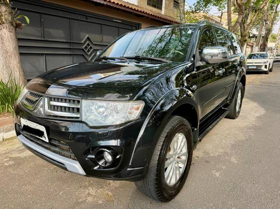 MITSUBISHI PAJERO DAKAR 3.5 HPE 7 LUGARES 4X4 V6 24V FLEX 4P AUTOMÁTICO