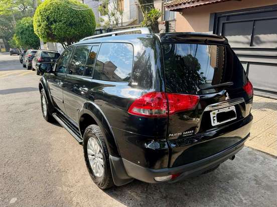 MITSUBISHI-PAJERO DAKAR-3.5 HPE 7 LUGARES 4X4 V6 24V FLEX 4P AUTOMÁTICO MITSUBISHI-PAJERO DAKAR-2014