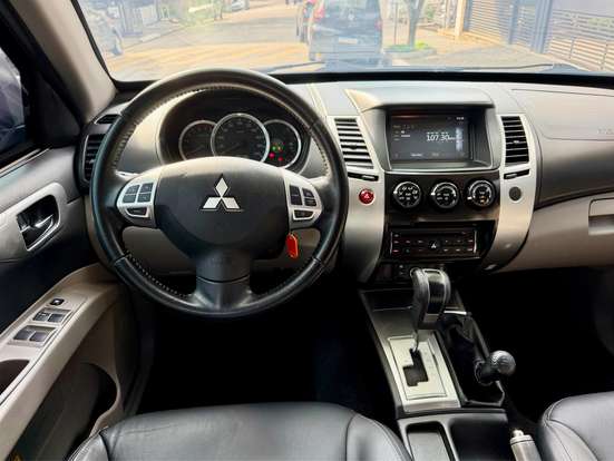 MITSUBISHI-PAJERO DAKAR-2014