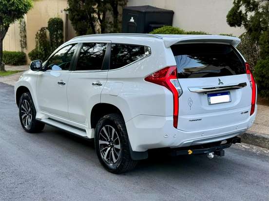MITSUBISHI-PAJERO SPORT-2019