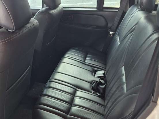 MITSUBISHI-PAJERO TR4-2.0 4X2 16V 140CV FLEX 4P AUTOMÁTICO MITSUBISHI-PAJERO TR4-2015
