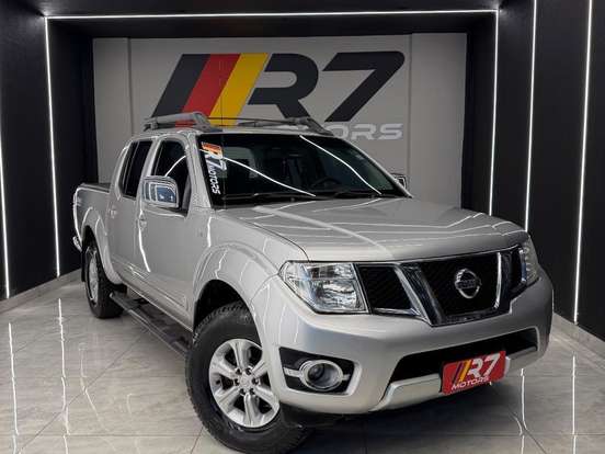 NISSAN-FRONTIER-2.5 PLATINUM 4X4 CD TURBO ELETRONIC DIESEL 4P AUTOMÁTICO NISSAN-FRONTIER-2013