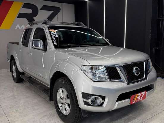 NISSAN-FRONTIER-2.5 PLATINUM 4X4 CD TURBO ELETRONIC DIESEL 4P AUTOMÁTICO NISSAN-FRONTIER-2013