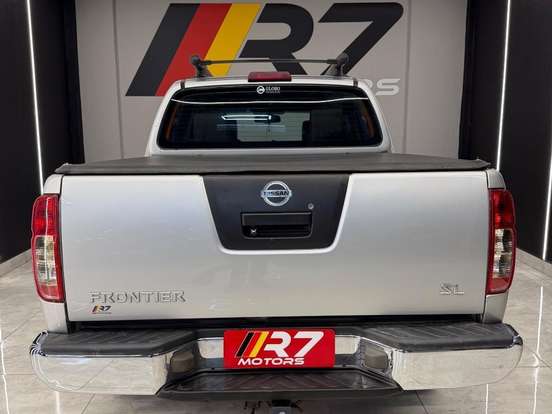 NISSAN-FRONTIER-2.5 PLATINUM 4X4 CD TURBO ELETRONIC DIESEL 4P AUTOMÁTICO NISSAN-FRONTIER-2013
