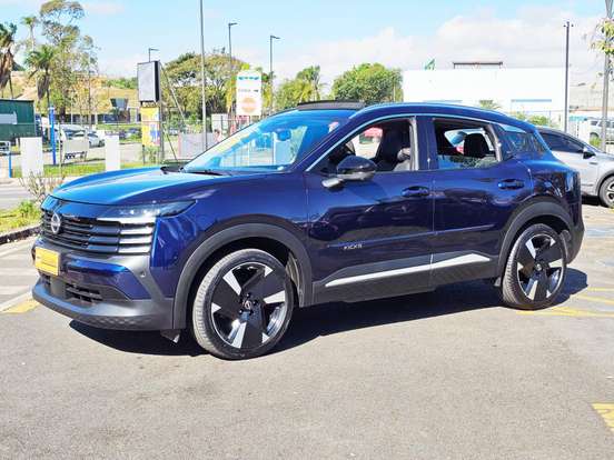 NISSAN-KICKS-2025