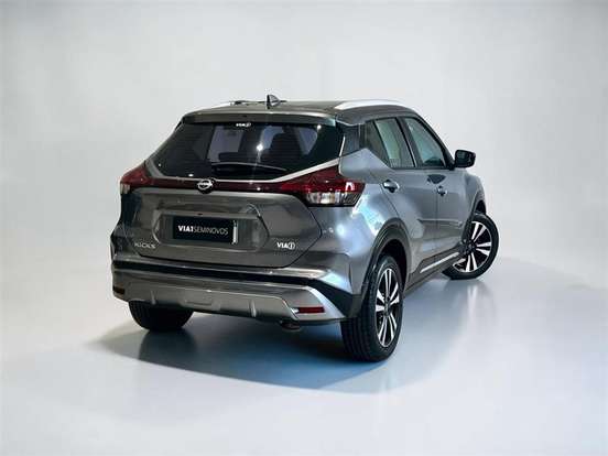 NISSAN-KICKS-2023