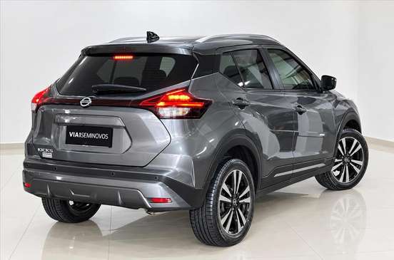 NISSAN-KICKS-2022