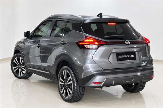 NISSAN-KICKS-2022