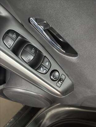 NISSAN-KICKS-2022