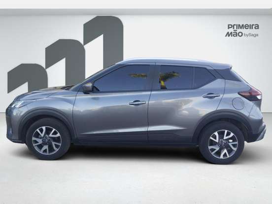 NISSAN-KICKS-2023