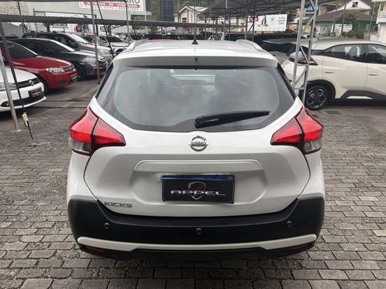 NISSAN-KICKS-1.6 16V FLEXSTART SV 4P XTRONIC NISSAN-KICKS-2016