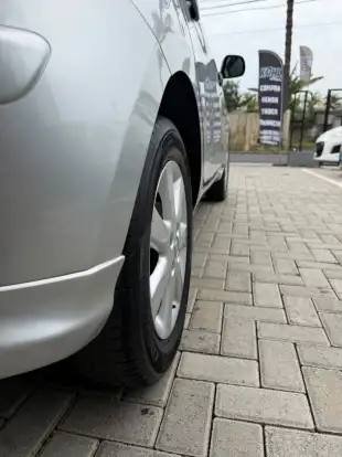 NISSAN-MARCH-2012