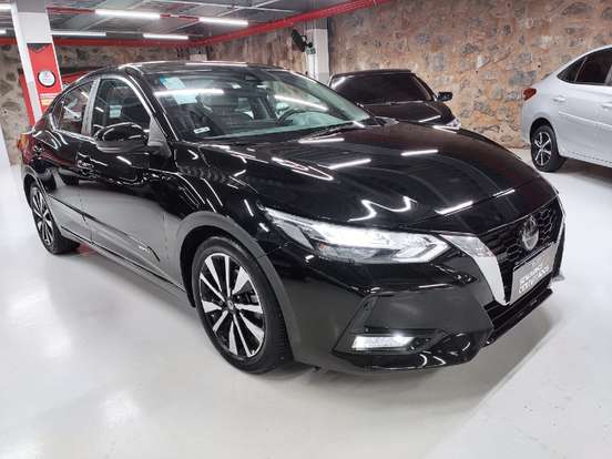 NISSAN-SENTRA-2023