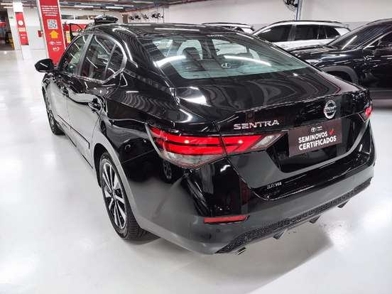 NISSAN-SENTRA-2023