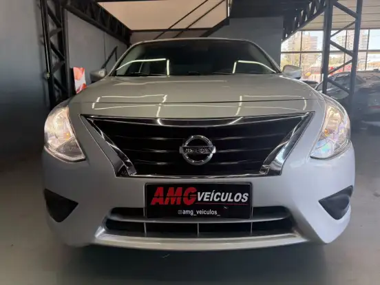 NISSAN-VERSA-2016
