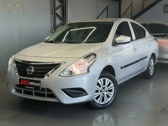 NISSAN-VERSA-2016