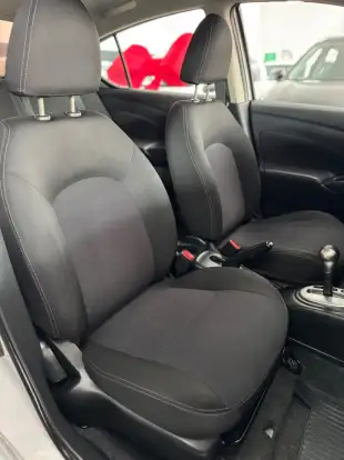 NISSAN-VERSA-2016