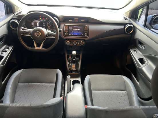 NISSAN-VERSA-2023