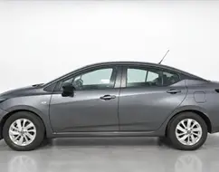 NISSAN VERSA 1.6 16V FLEX EXCLUSIVE XTRONIC NISSAN VERSA 1.6 16V FLEX EXCLUSIVE XTRONIC