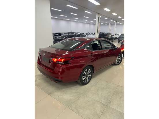 NISSAN-VERSA-2024