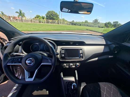 NISSAN-KICKS-2020