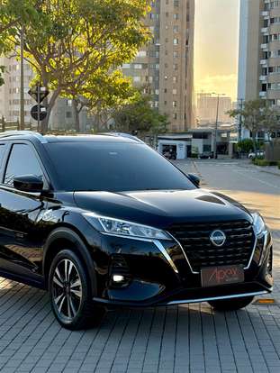 NISSAN-KICKS PLAY-2025