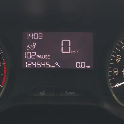 PEUGEOT-2008-1.6 16V FLEX GRIFFE 4P AUTOMÁTICO PEUGEOT-2008-2015