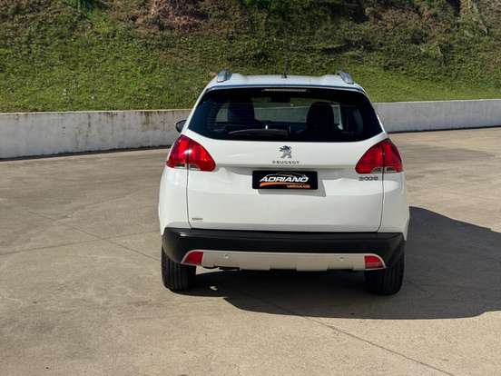 PEUGEOT-2008-2016