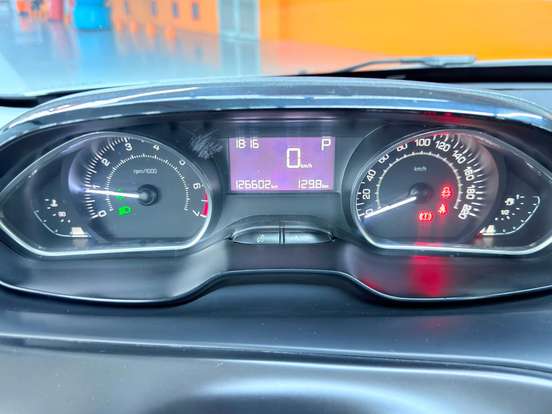 PEUGEOT-2008-1.6 16V FLEX GRIFFE 4P AUTOMÁTICO PEUGEOT-2008-2016
