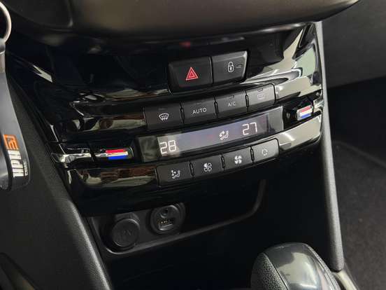 PEUGEOT-2008-1.6 16V FLEX GRIFFE 4P AUTOMÁTICO PEUGEOT-2008-2016