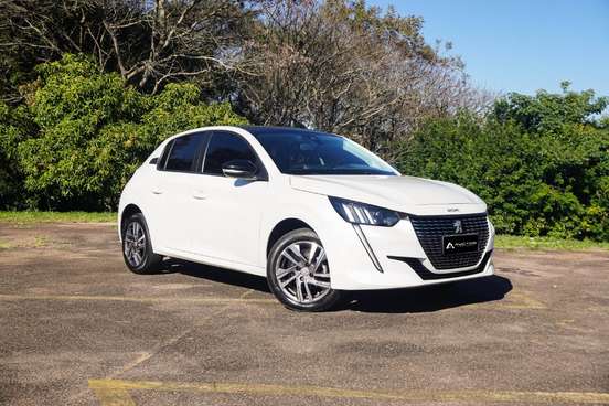 PEUGEOT-208-2020