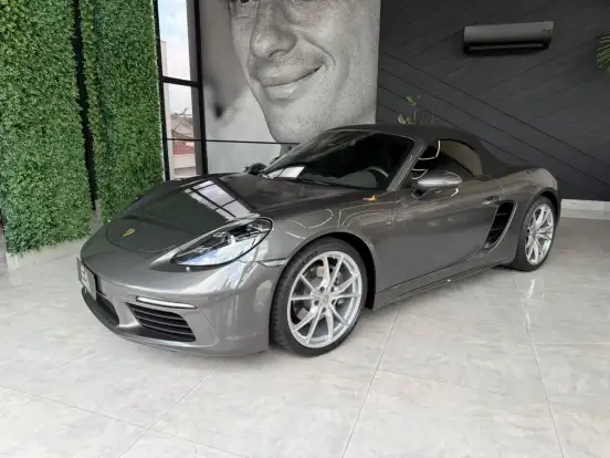 PORSCHE-718-2024