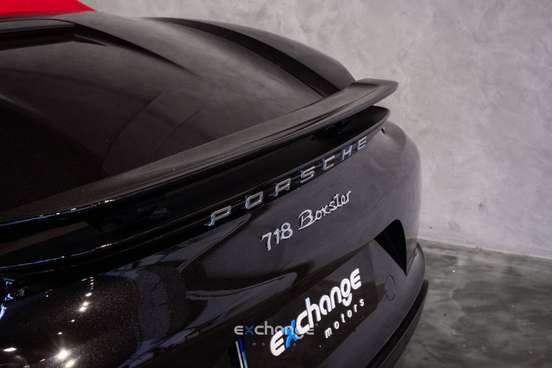 PORSCHE-718-2023