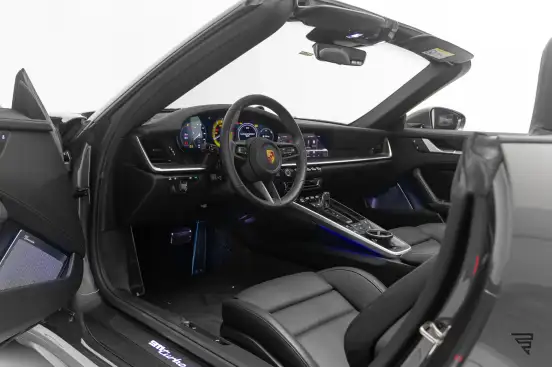 PORSCHE-911-2024