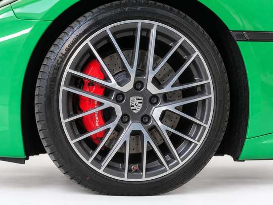 PORSCHE-911-2023