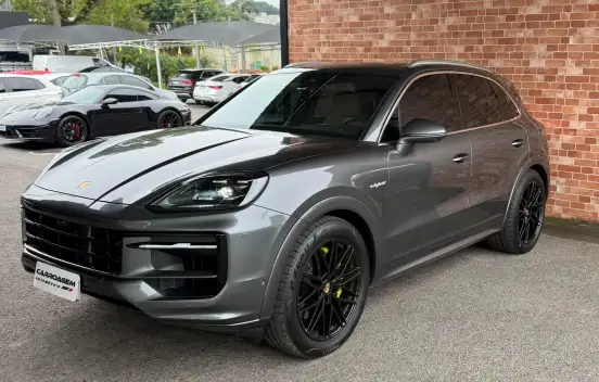 PORSCHE-CAYENNE-2024