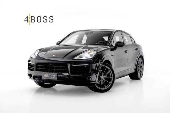 PORSCHE-CAYENNE-2021