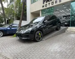 PORSCHE CAYENNE 4.0 V8 E-HYBRID TURBO S COUPÉ AWD TIPTRONIC S PORSCHE CAYENNE 4.0 V8 E-HYBRID TURBO S COUPÉ AWD TIPTRONIC S