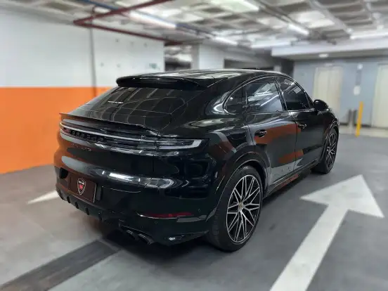 PORSCHE-CAYENNE-2025