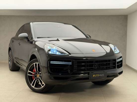 PORSCHE-CAYENNE-2022