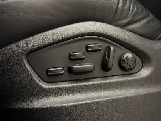 PORSCHE-CAYENNE-2022