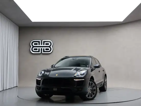 PORSCHE-MACAN-2.0 16V GASOLINA 4P AUTOMÁTICO PORSCHE-MACAN-2017